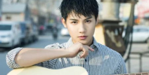娱乐吃瓜君郑业成,从戏曲功底到影视新星，揭秘他的演艺之路与情感纠葛