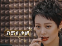 娱乐吃瓜配音演员是谁呀,是谁为热门话题增添趣味色彩？